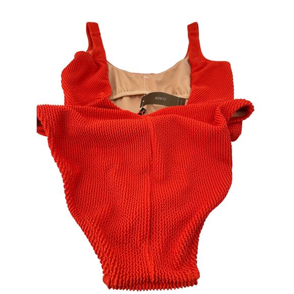 J.Crew Swimsuit Textured Scoopneck One-piece Women's Size 6 Red NWT - Picture 4 of 13
